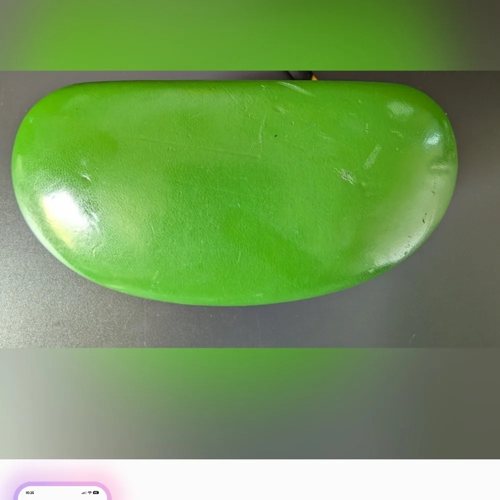 Kate Spade Vibrant Green Eyewear Case